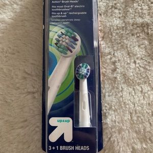 Up&Up floss touch brush head - New